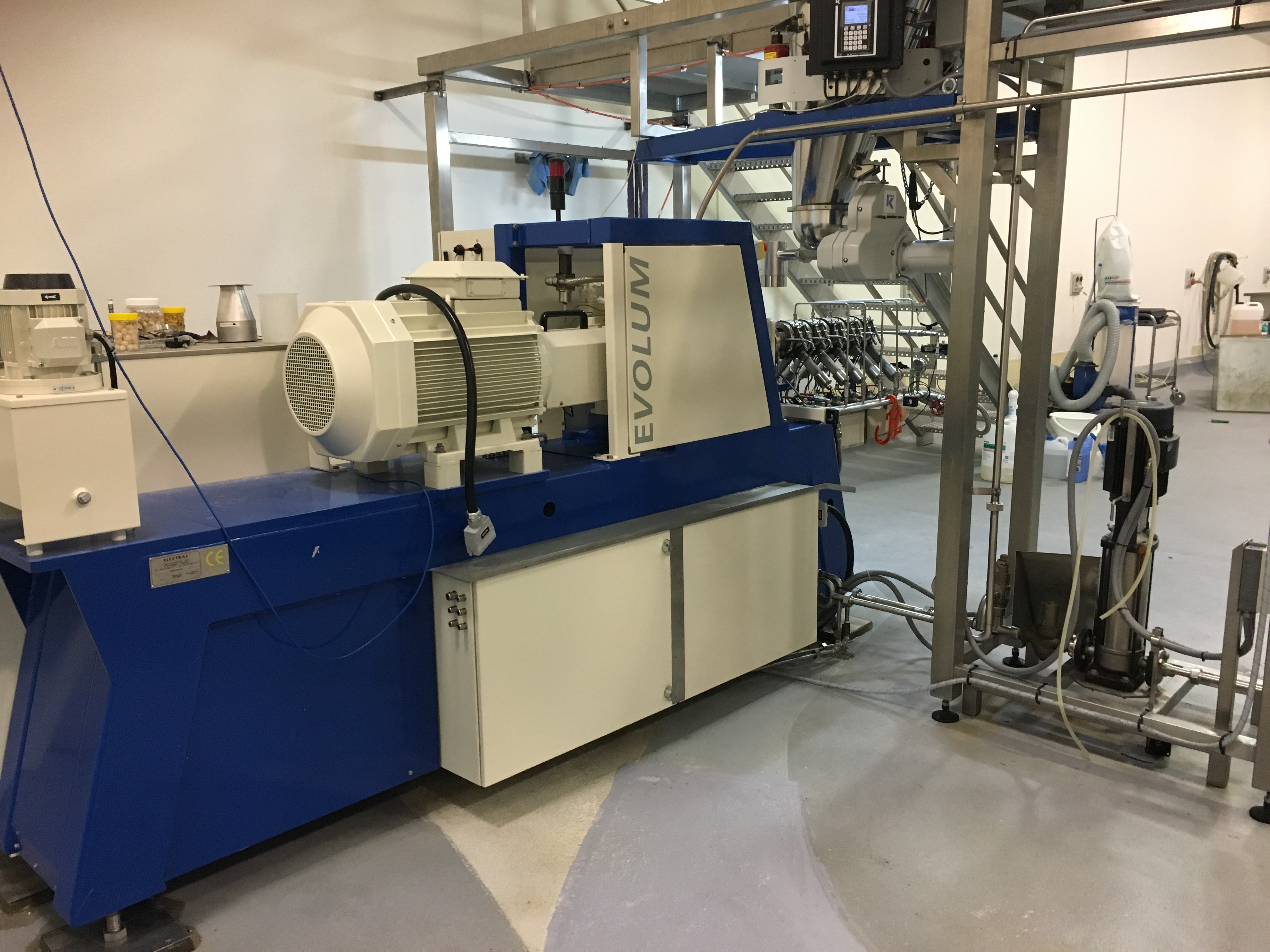 CSIRO food innovation centre's twin screw extruder 