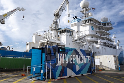 CSIRO’s immersive marine science exhibit, INVESTIGATE, is built in a repurposed shipping container.