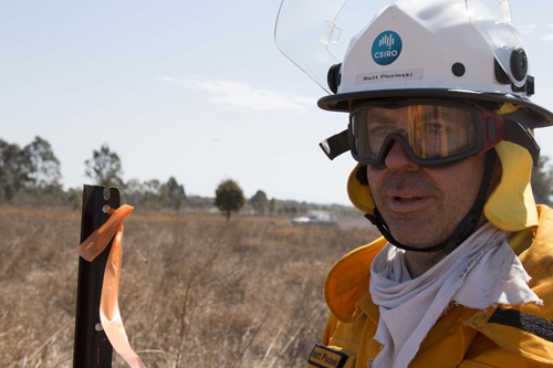 CSIRO’s Dr Matt Plucinski conducting bushfire behaviour experiments in the field.