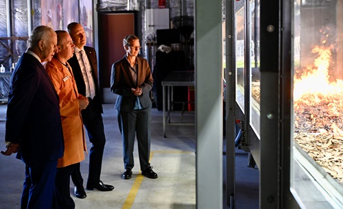 His Majesty King Charles III visited CSIRO’s National Bushfire Behaviour Research Laboratory in Canberra today.