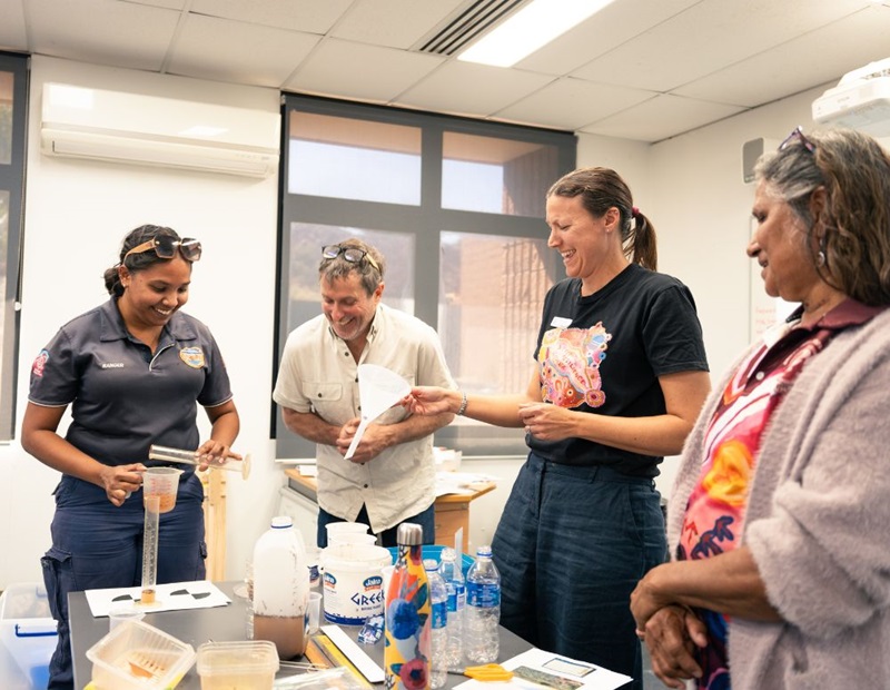Sarah Hicks, Murujuga Aboriginal Corporation Ranger, and David Broun, the original Living STEM program manager, with teachers Bec and Irene at the first Living STEM workshop.