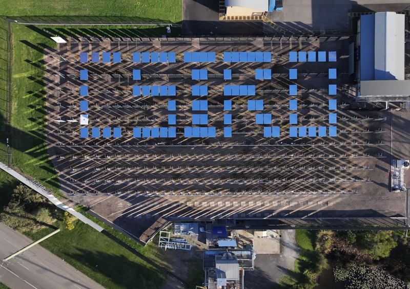 Solar panels spelling CSIRO from above.